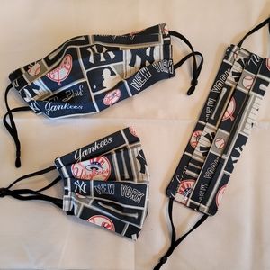 New York Yankees cloth facemask